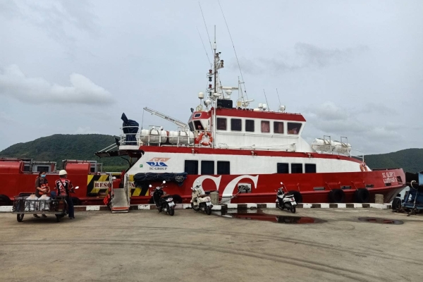 marine-services-230414-009557A2A0B3-BC60-0E37-B783-71985B5CDBB2.jpg