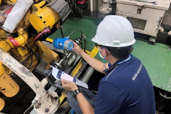 marine-services-230414-0110B8D3FEF7-14C5-BEC9-72B6-1FCF1BA4510B.jpg