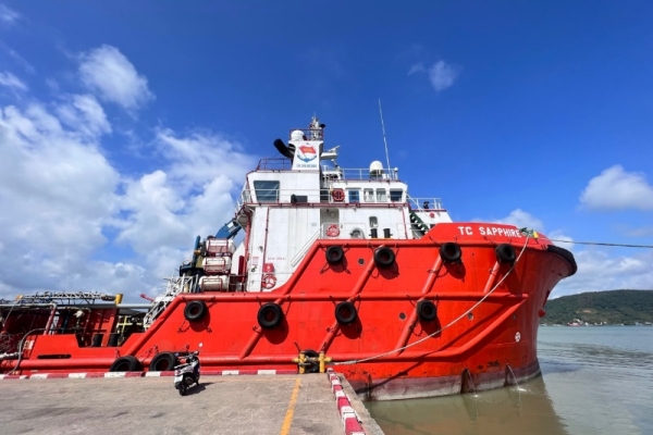 marine-services-230414-01125E77FD8F-B8D9-3A73-2ACE-2B0CBED86F89.jpg