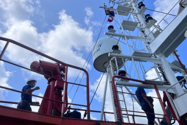 marine-services-230414-0114E643F3FF-185C-32C2-A8F2-48AAAA06A25C.jpg