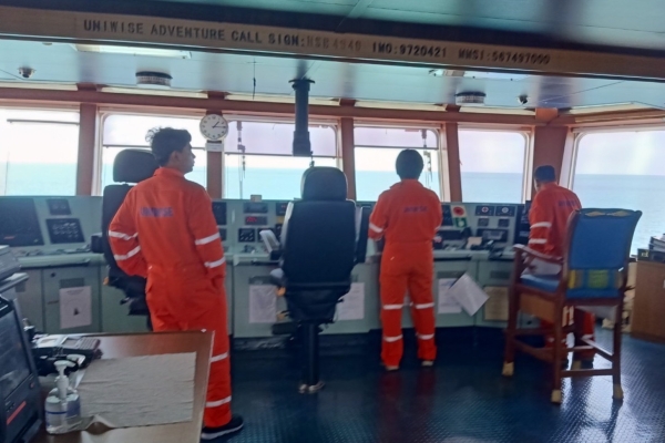 marine-services-220905-0016421C565-6B62-5E3A-C6EF-EC6F8991BEBA.jpg