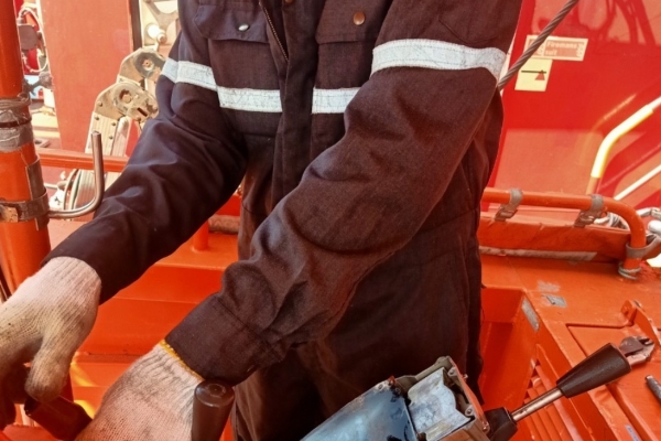 marine-services-220905-015D568F68D-06AA-1B56-29A0-D9E114E73CEA.jpg