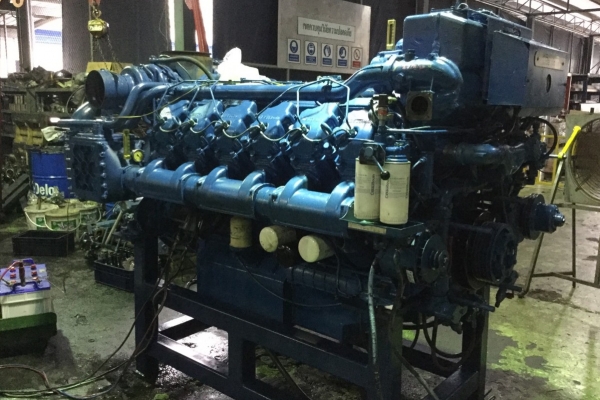 marine-services-171207-02E59E2418-CB53-1815-351F-EE503956EEE2.jpg