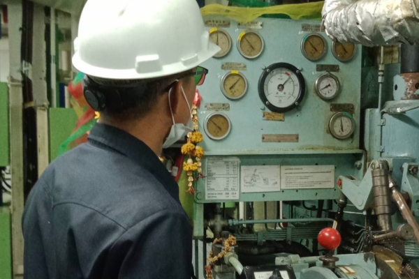 marine-services-220905-0307A54C4DB-D4DF-A506-9BC9-31D4BBECD8A9.jpg