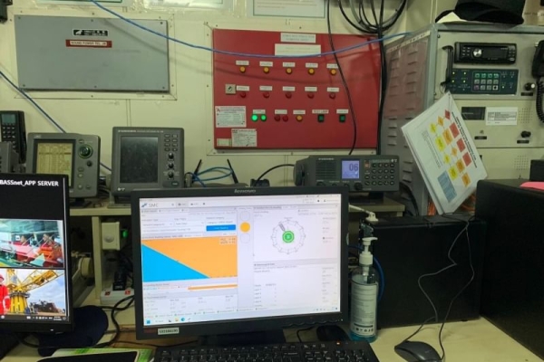 marine-services-230414-0052F7FC2CC9-6E17-8E81-1D2F-1E5F3DAF40C1.jpg